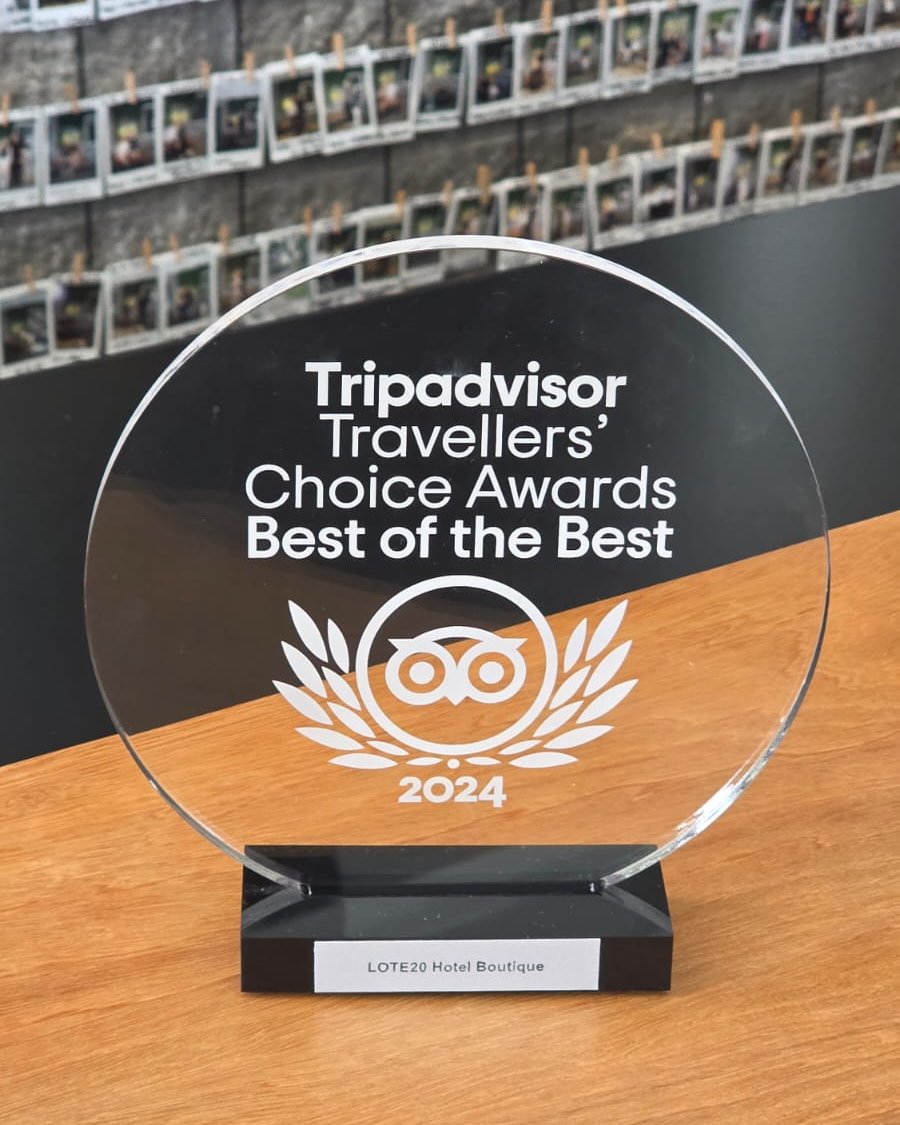 Troféu TripAdvisor Travellers' Choice Best of the Best 2024 do LOTE20 Hotel Boutique